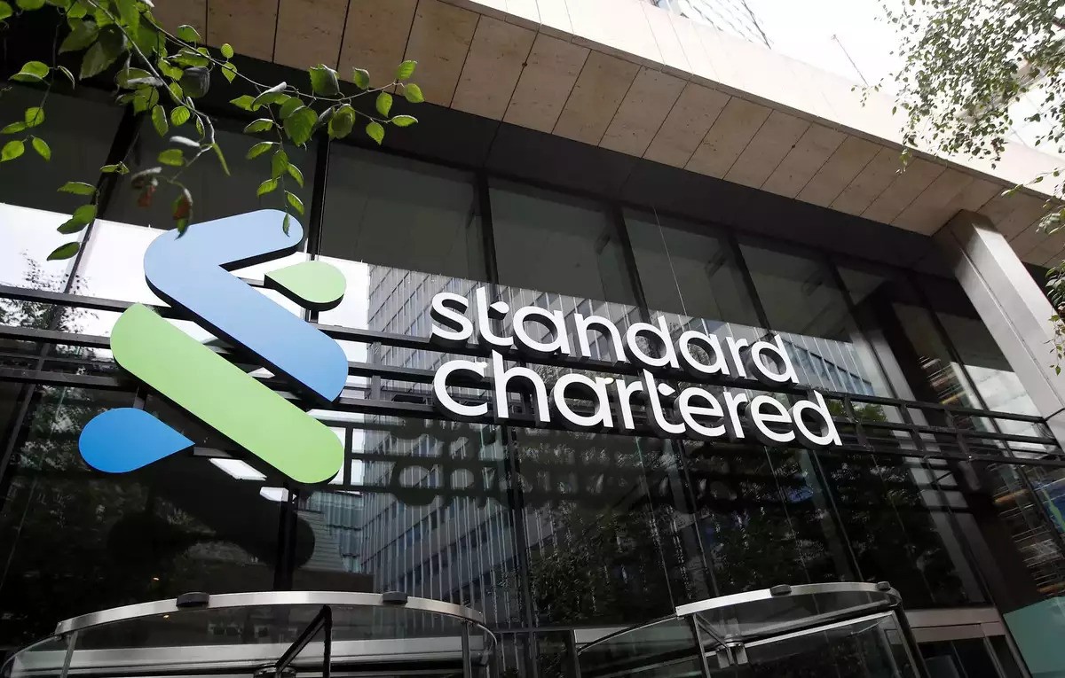 South Africa Fines Standard Chartered for Currency Manipulation